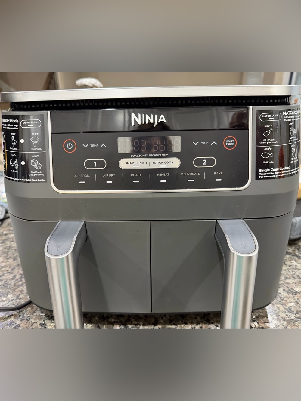 Ninja DZ201 Foodi 8-Qt 6-in-1 DualZone Air Fryer Smart Finish
